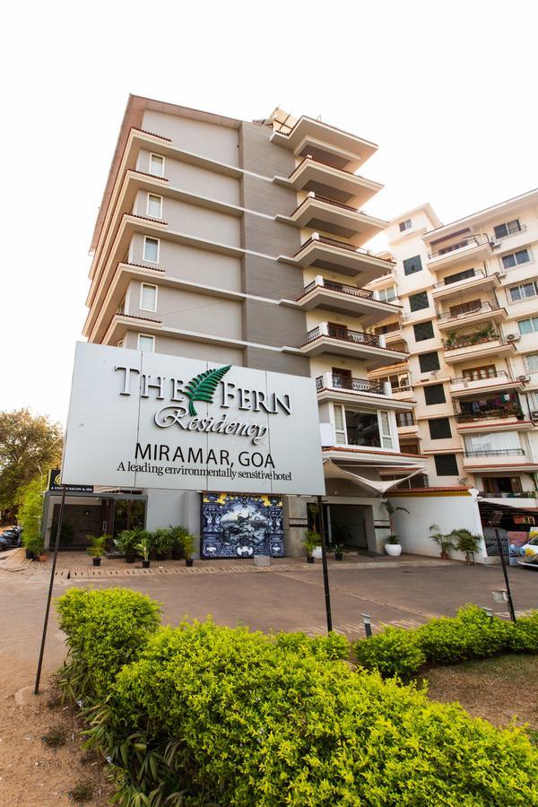 מלון פאנג'י The Fern Residency, Miramar מראה חיצוני תמונה