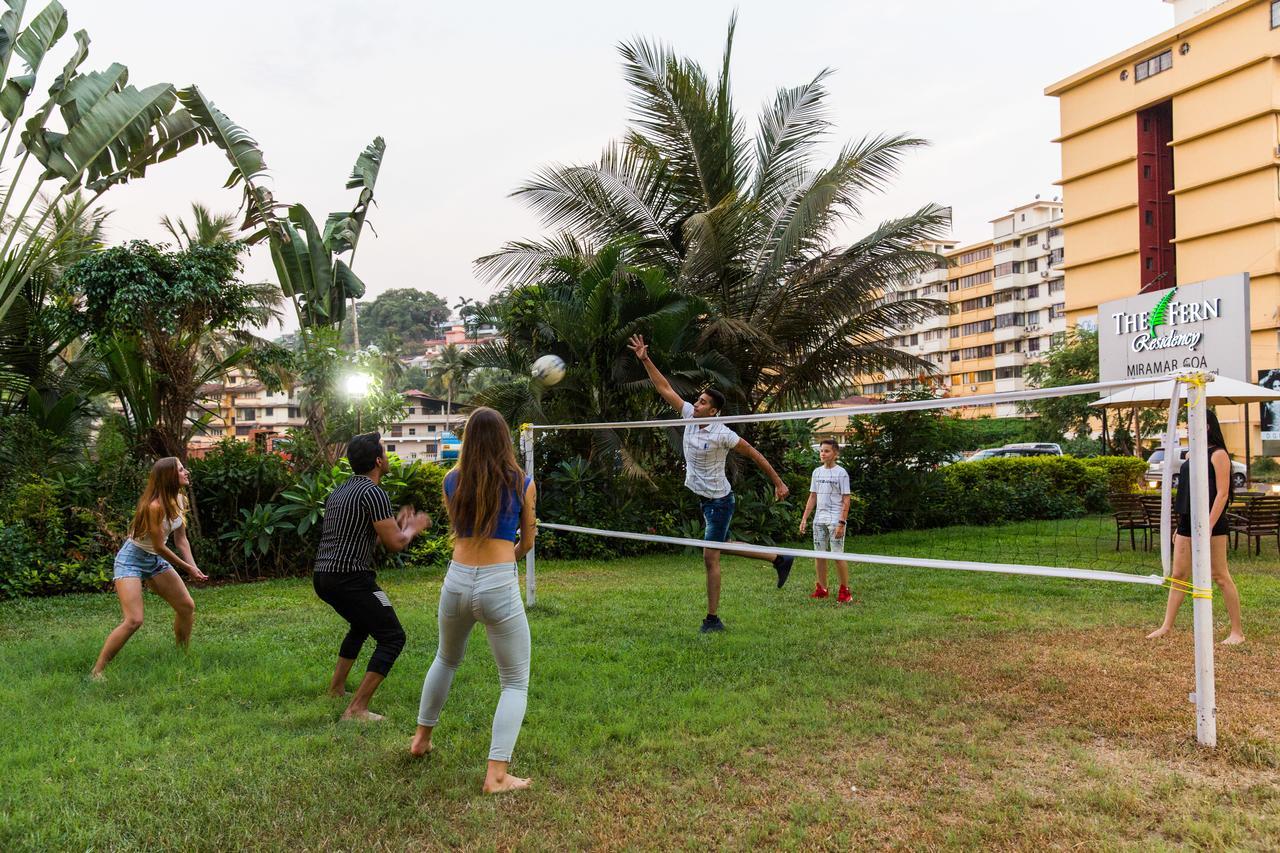 מלון פאנג'י The Fern Residency, Miramar מראה חיצוני תמונה